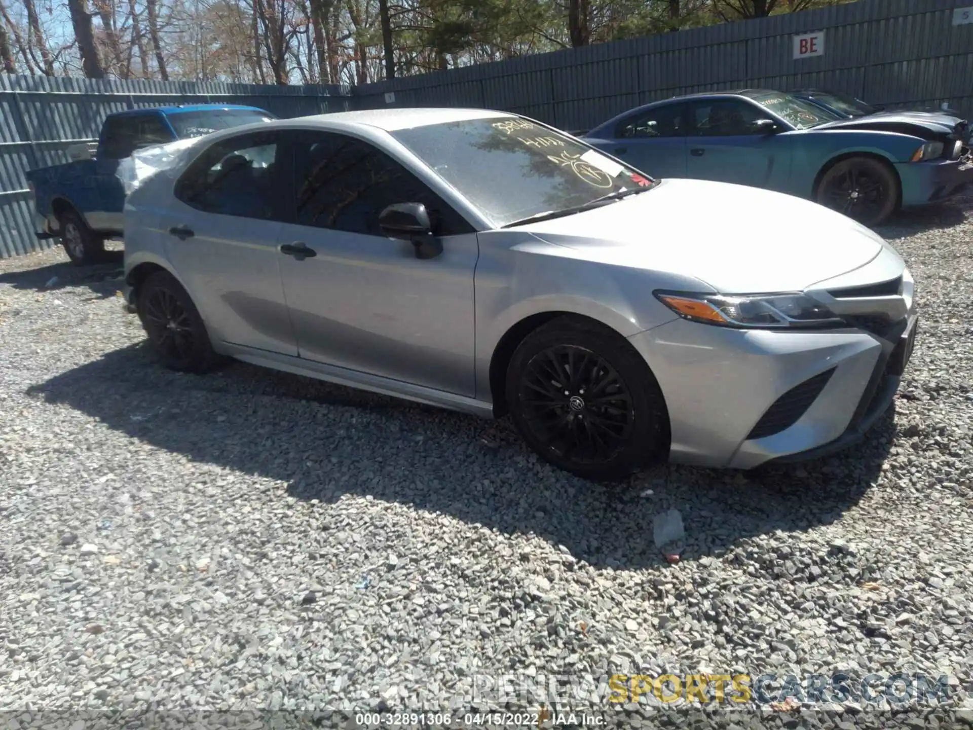 1 Photograph of a damaged car 4T1B11HK5KU298506 TOYOTA CAMRY 2019