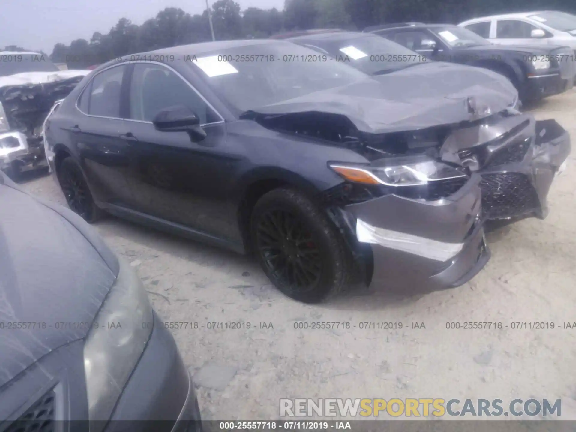 1 Photograph of a damaged car 4T1B11HK5KU678977 TOYOTA CAMRY 2019