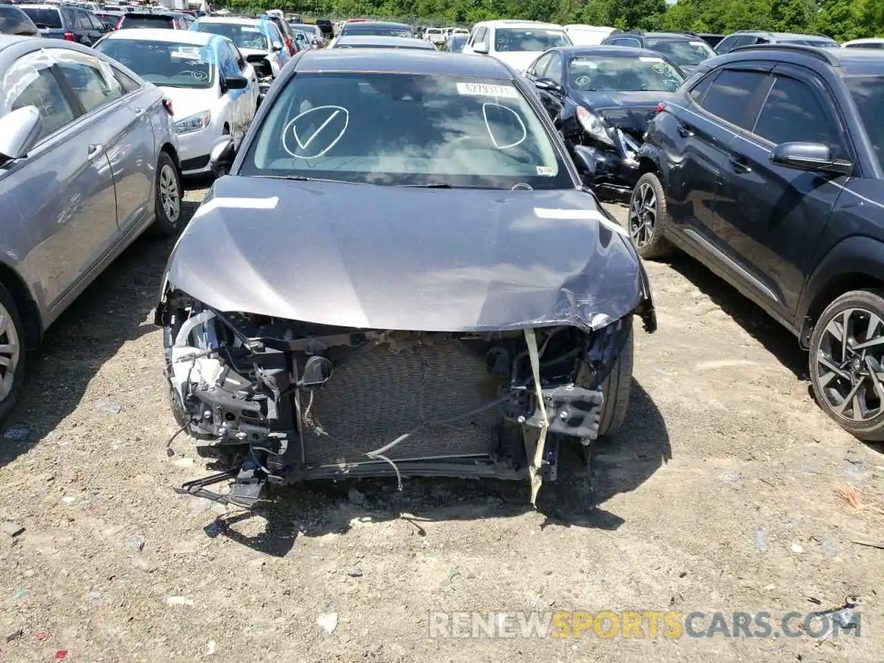 9 Photograph of a damaged car 4T1B11HK5KU679594 TOYOTA CAMRY 2019