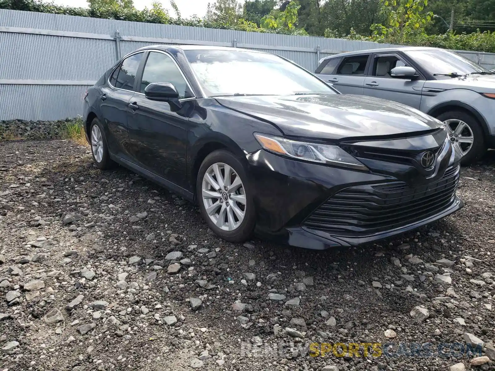 1 Photograph of a damaged car 4T1B11HK5KU681345 TOYOTA CAMRY 2019