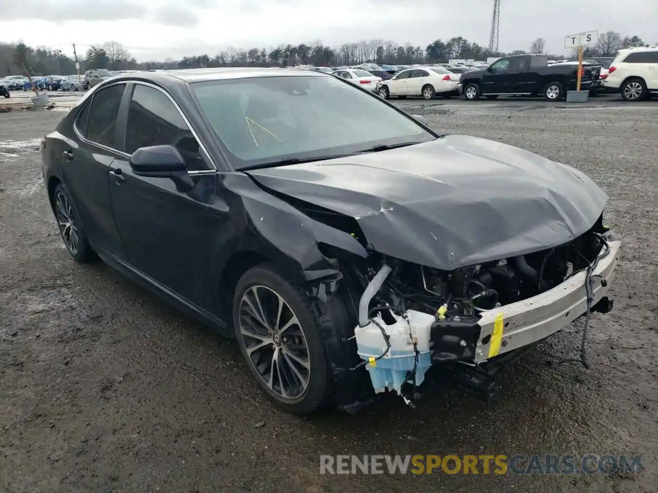 1 Photograph of a damaged car 4T1B11HK5KU681765 TOYOTA CAMRY 2019