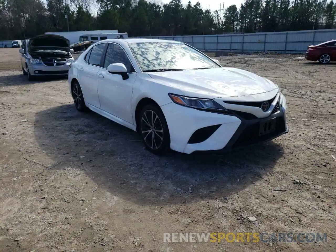 1 Photograph of a damaged car 4T1B11HK5KU682530 TOYOTA CAMRY 2019