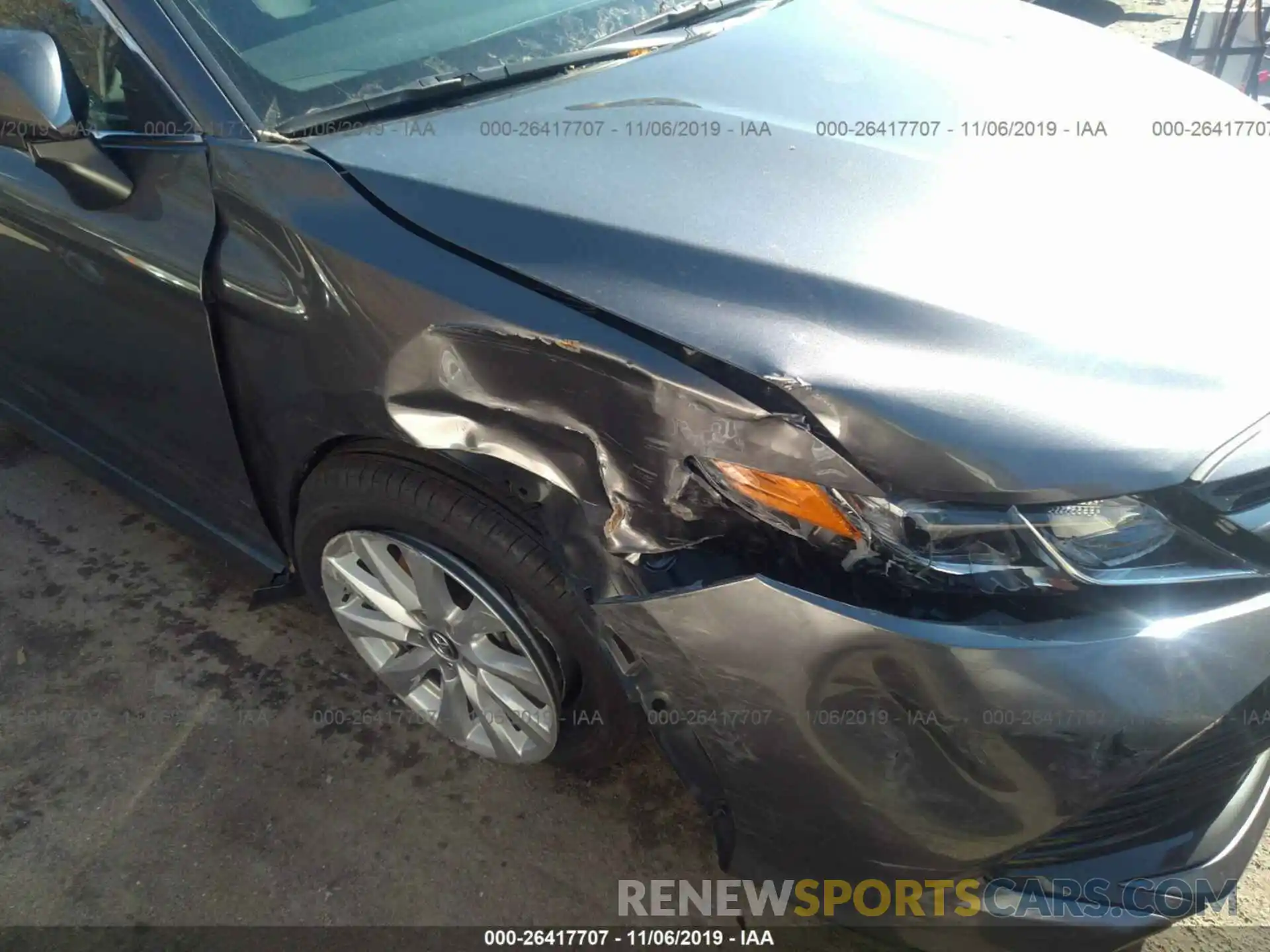 6 Photograph of a damaged car 4T1B11HK5KU684035 TOYOTA CAMRY 2019