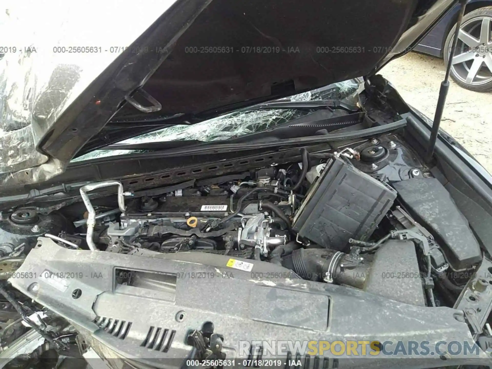 10 Photograph of a damaged car 4T1B11HK5KU684150 TOYOTA CAMRY 2019