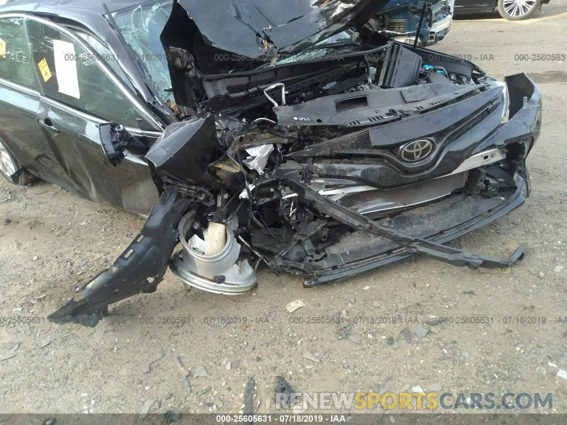 6 Photograph of a damaged car 4T1B11HK5KU684150 TOYOTA CAMRY 2019