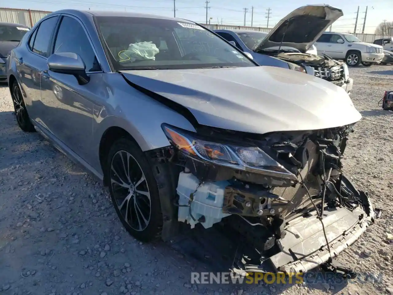 1 Photograph of a damaged car 4T1B11HK5KU685606 TOYOTA CAMRY 2019