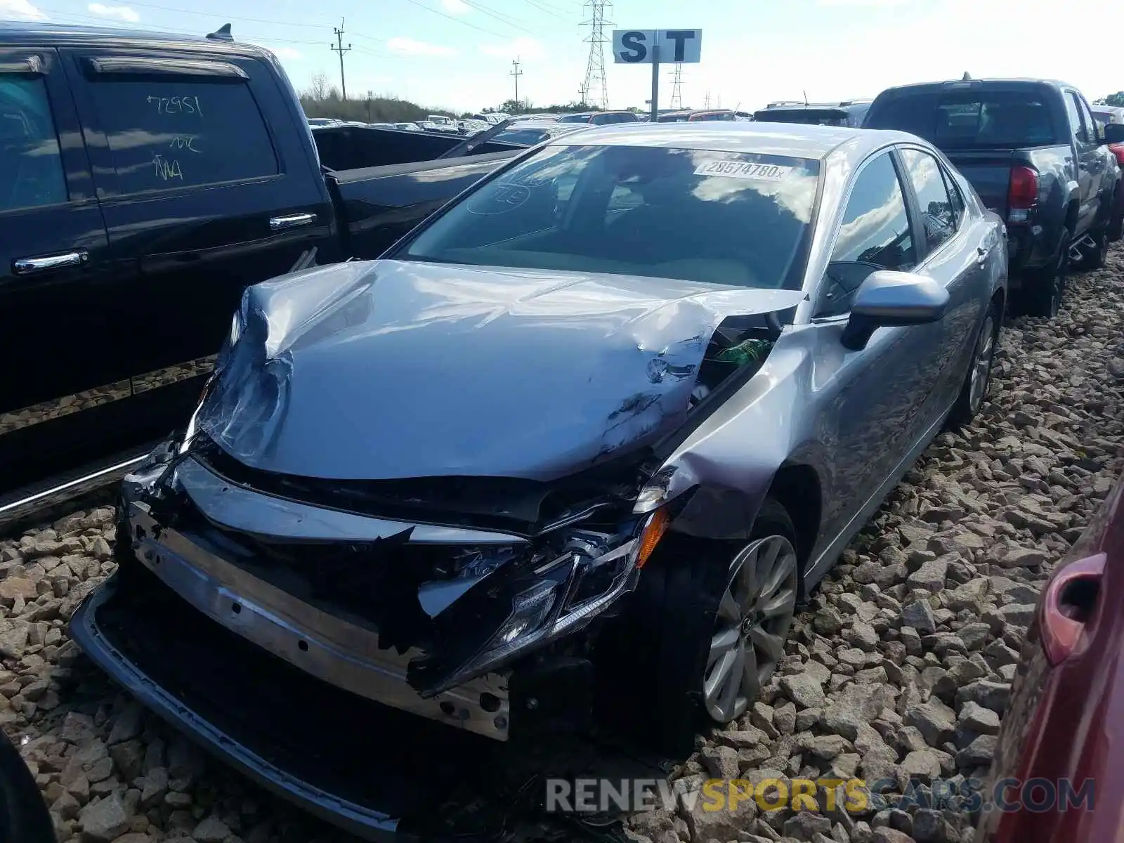 2 Photograph of a damaged car 4T1B11HK5KU686058 TOYOTA CAMRY 2019