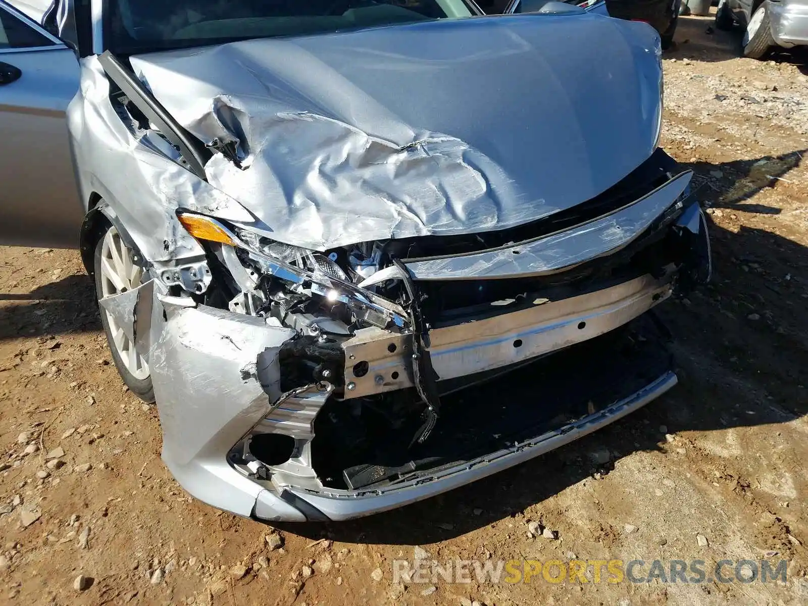 9 Photograph of a damaged car 4T1B11HK5KU686058 TOYOTA CAMRY 2019