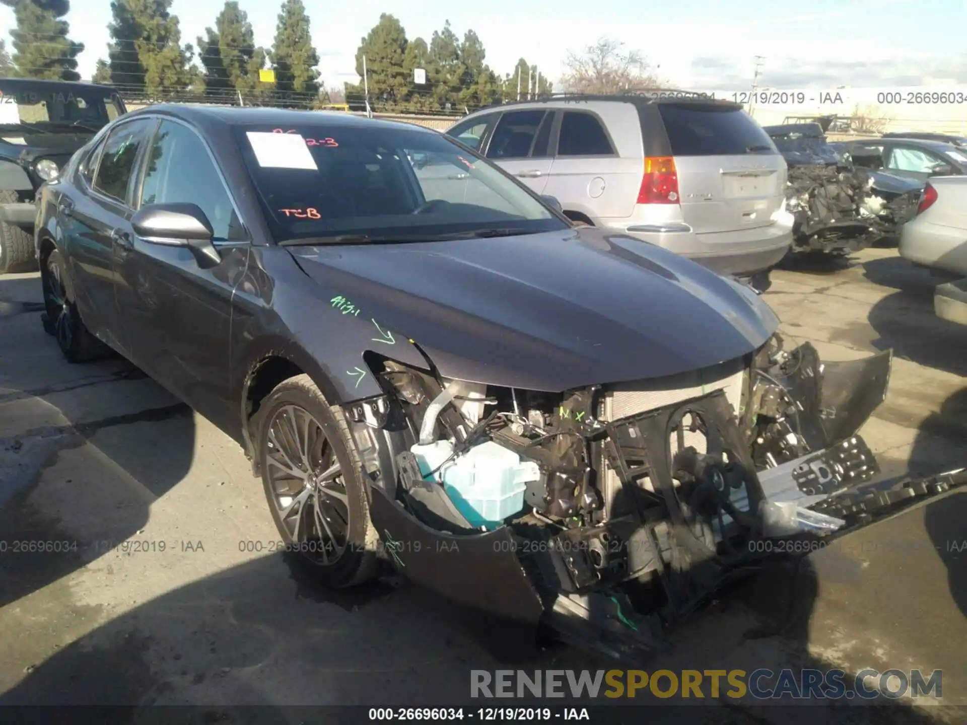 1 Photograph of a damaged car 4T1B11HK5KU687131 TOYOTA CAMRY 2019