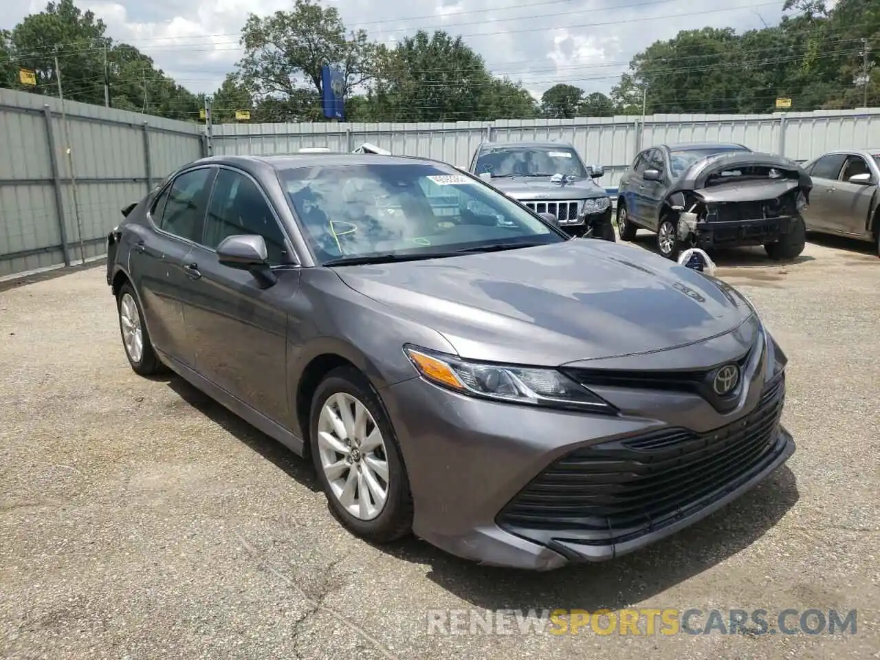 1 Photograph of a damaged car 4T1B11HK5KU687887 TOYOTA CAMRY 2019