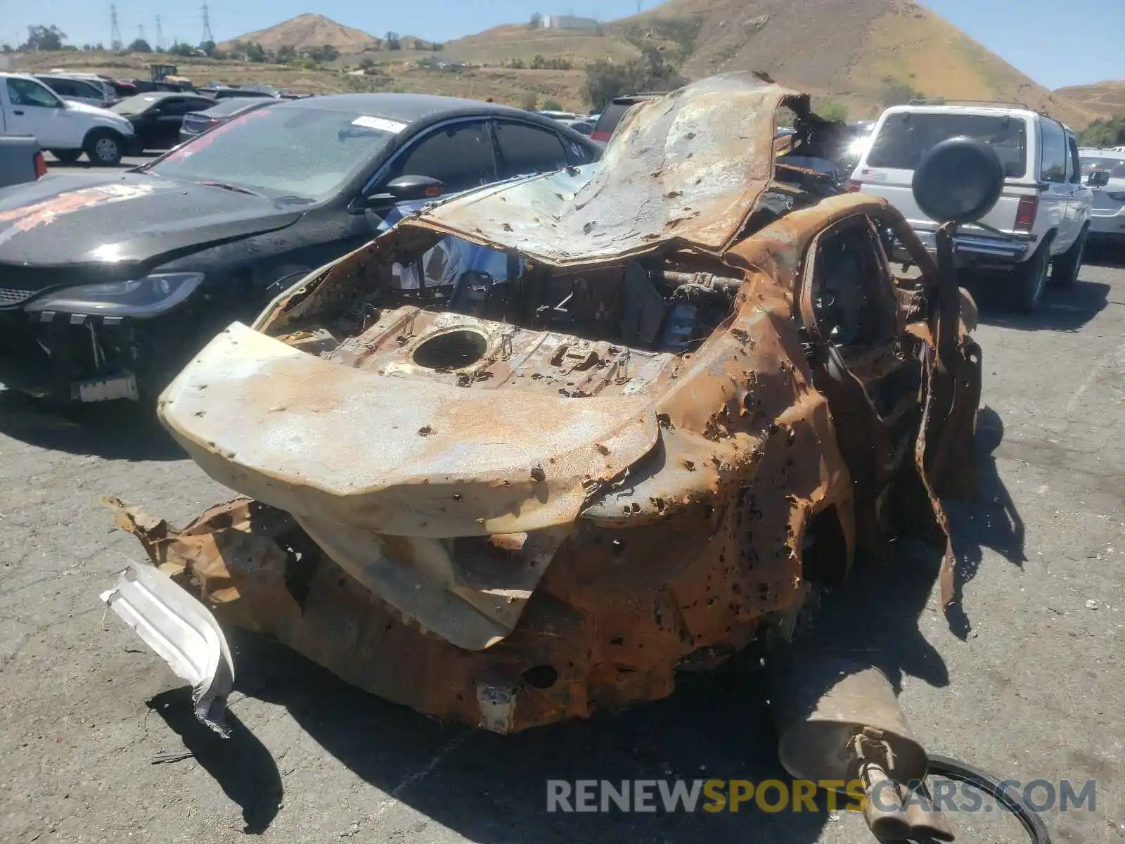 4 Photograph of a damaged car 4T1B11HK5KU688554 TOYOTA CAMRY 2019