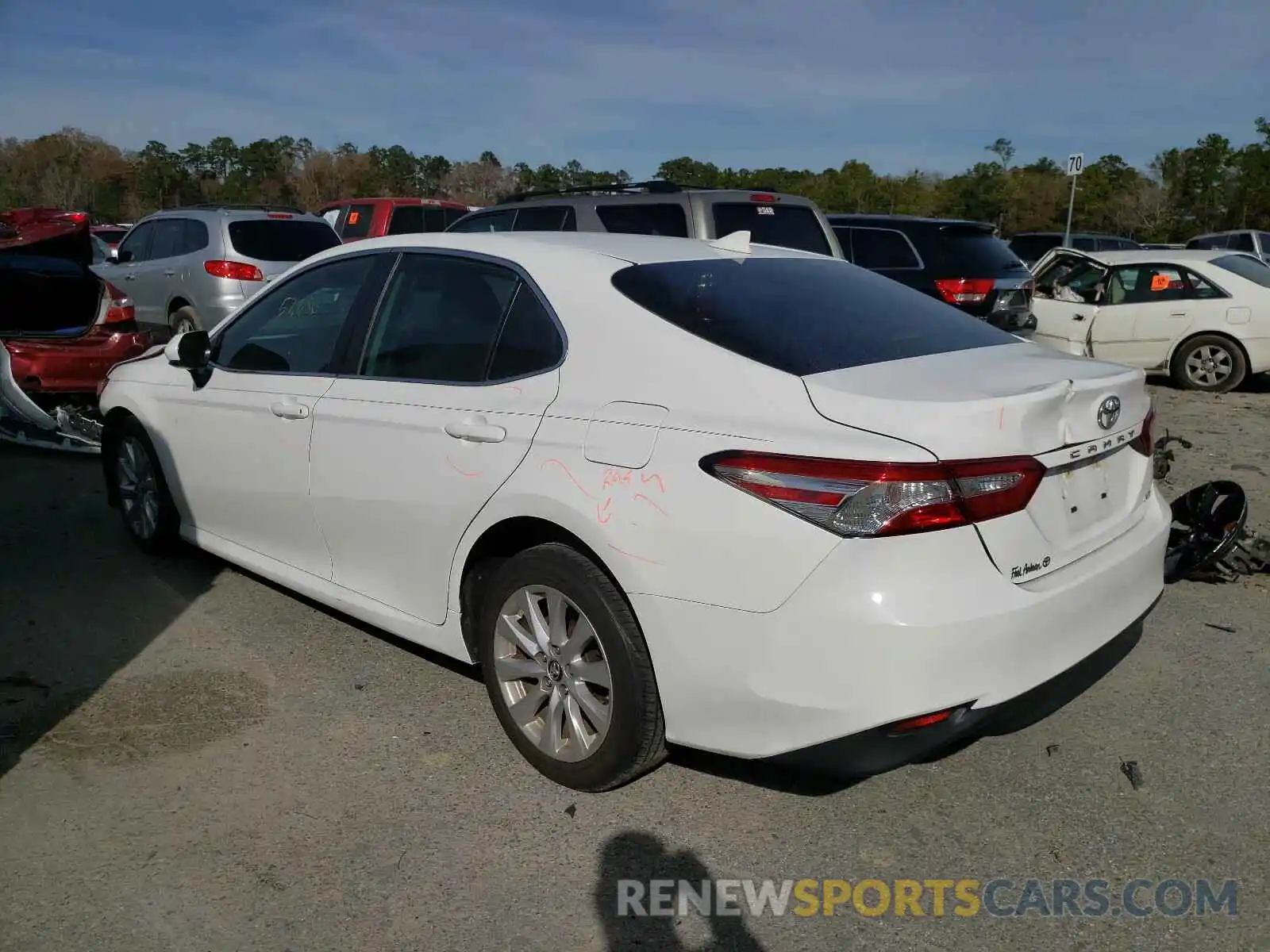 3 Photograph of a damaged car 4T1B11HK5KU689526 TOYOTA CAMRY 2019