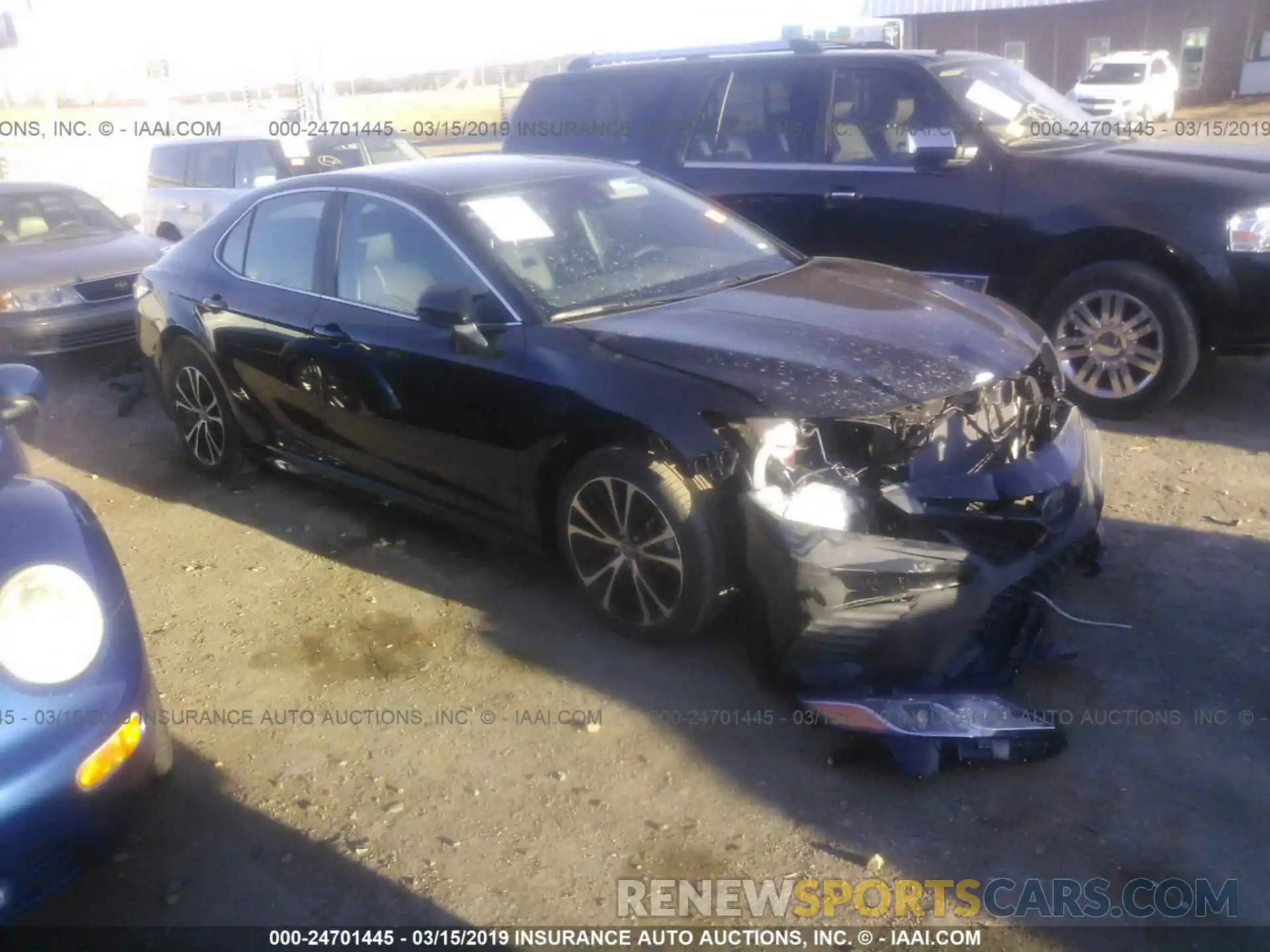 1 Photograph of a damaged car 4T1B11HK5KU689915 TOYOTA CAMRY 2019