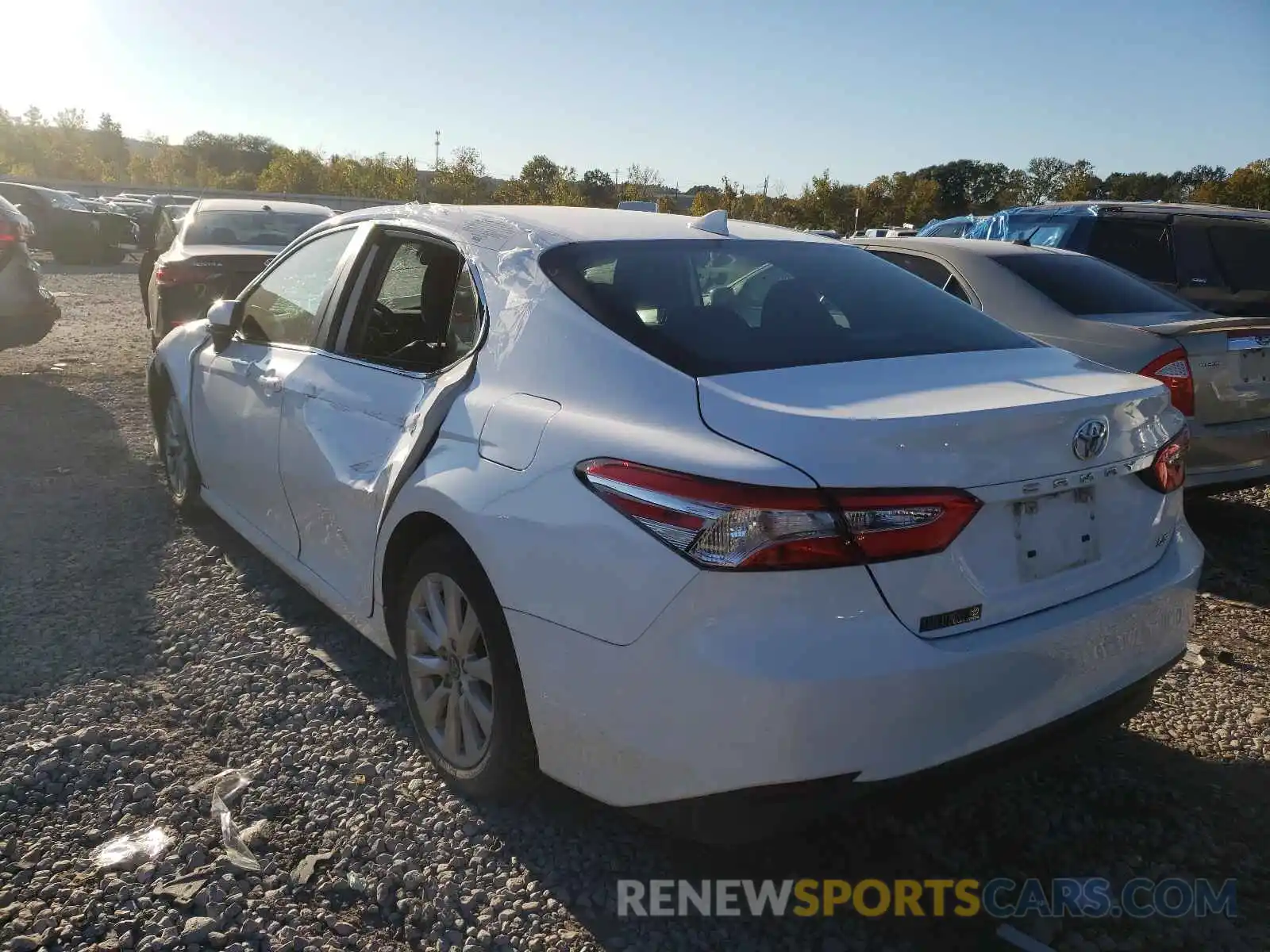 3 Photograph of a damaged car 4T1B11HK5KU690238 TOYOTA CAMRY 2019