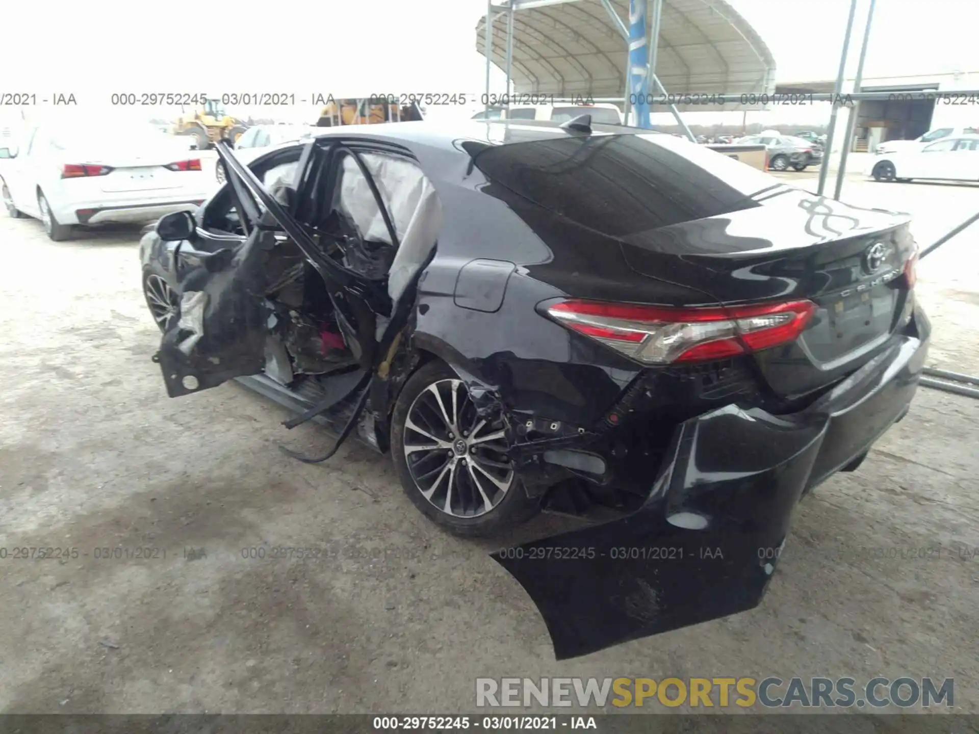 3 Photograph of a damaged car 4T1B11HK5KU690580 TOYOTA CAMRY 2019