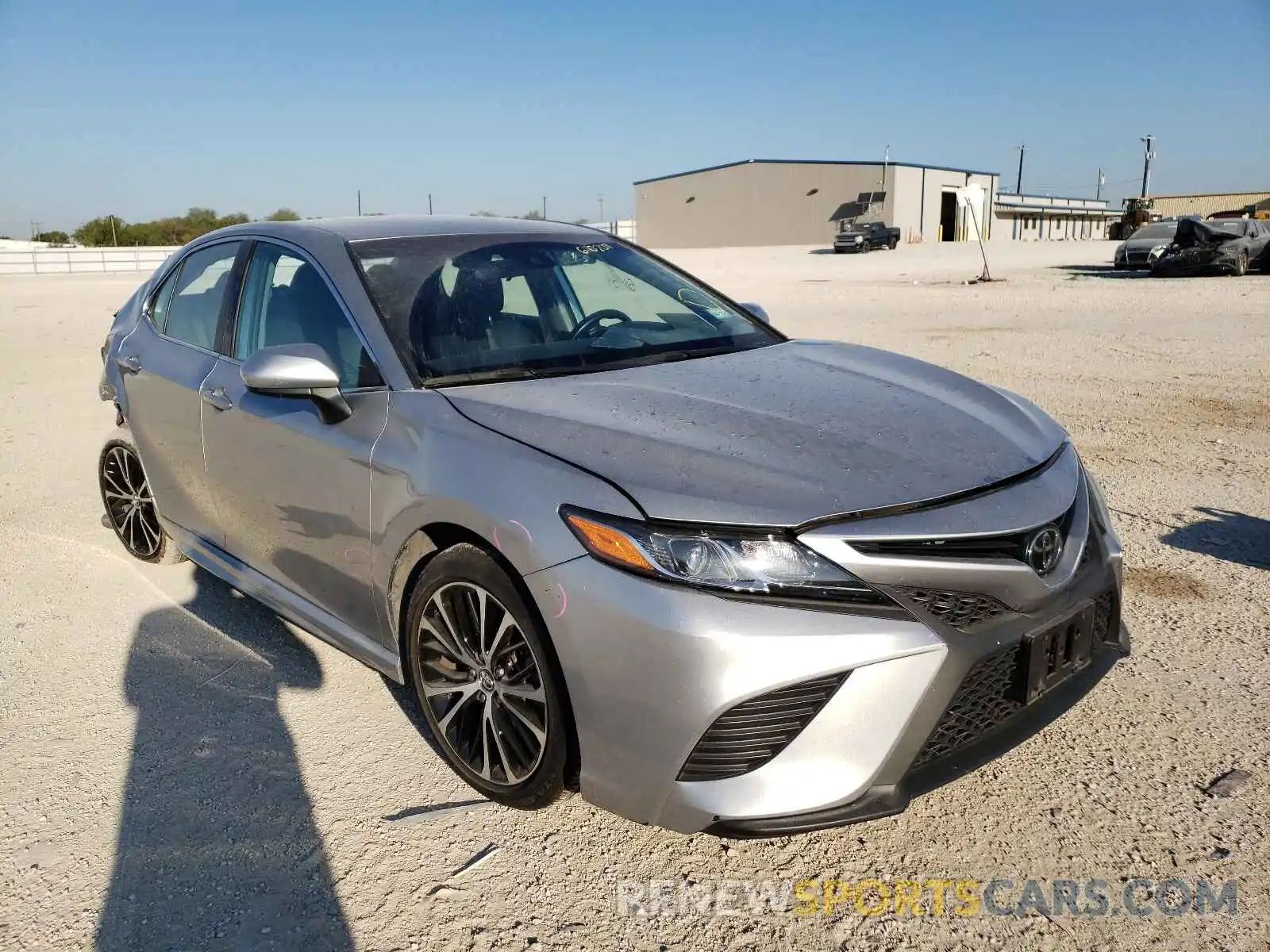 1 Photograph of a damaged car 4T1B11HK5KU690966 TOYOTA CAMRY 2019