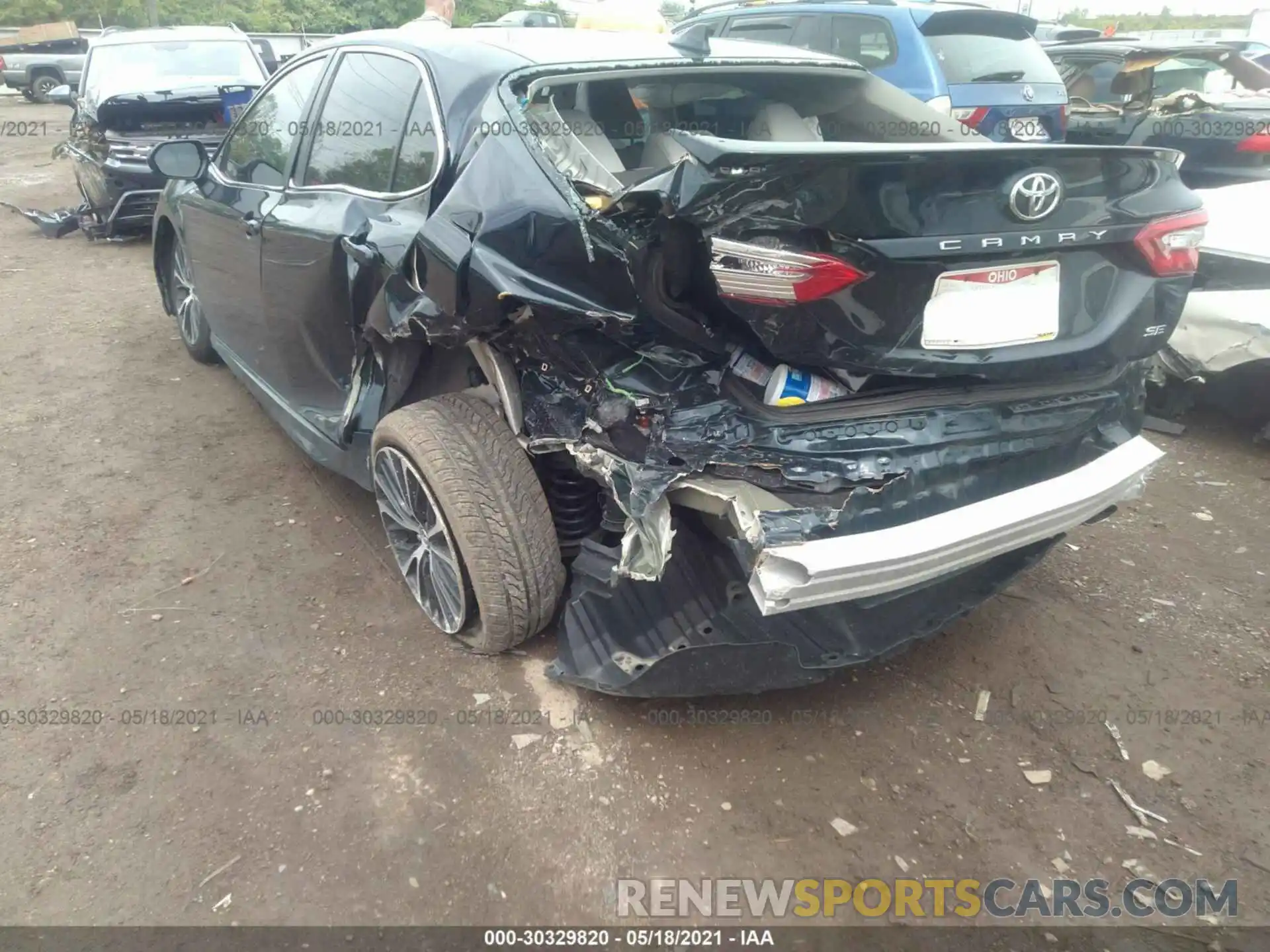 6 Photograph of a damaged car 4T1B11HK5KU691261 TOYOTA CAMRY 2019