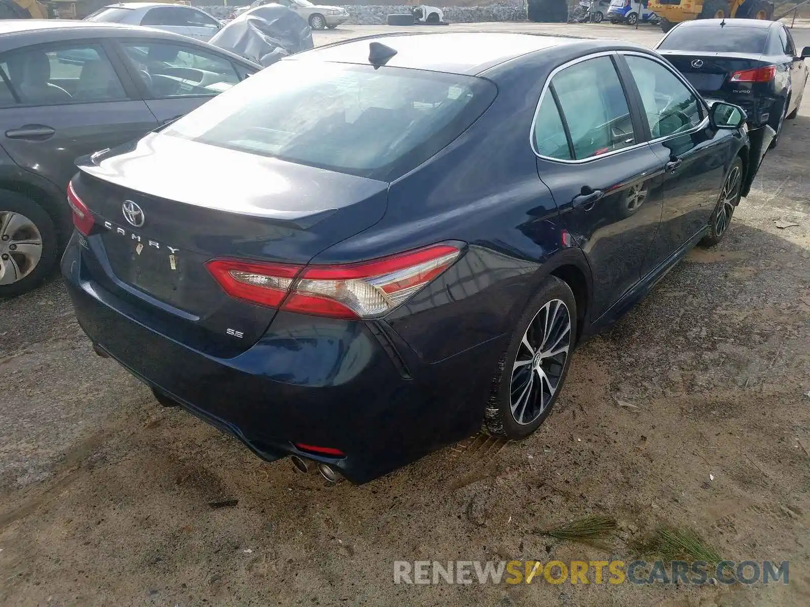 4 Фотография поврежденного автомобиля 4T1B11HK5KU691650 TOYOTA CAMRY 2019