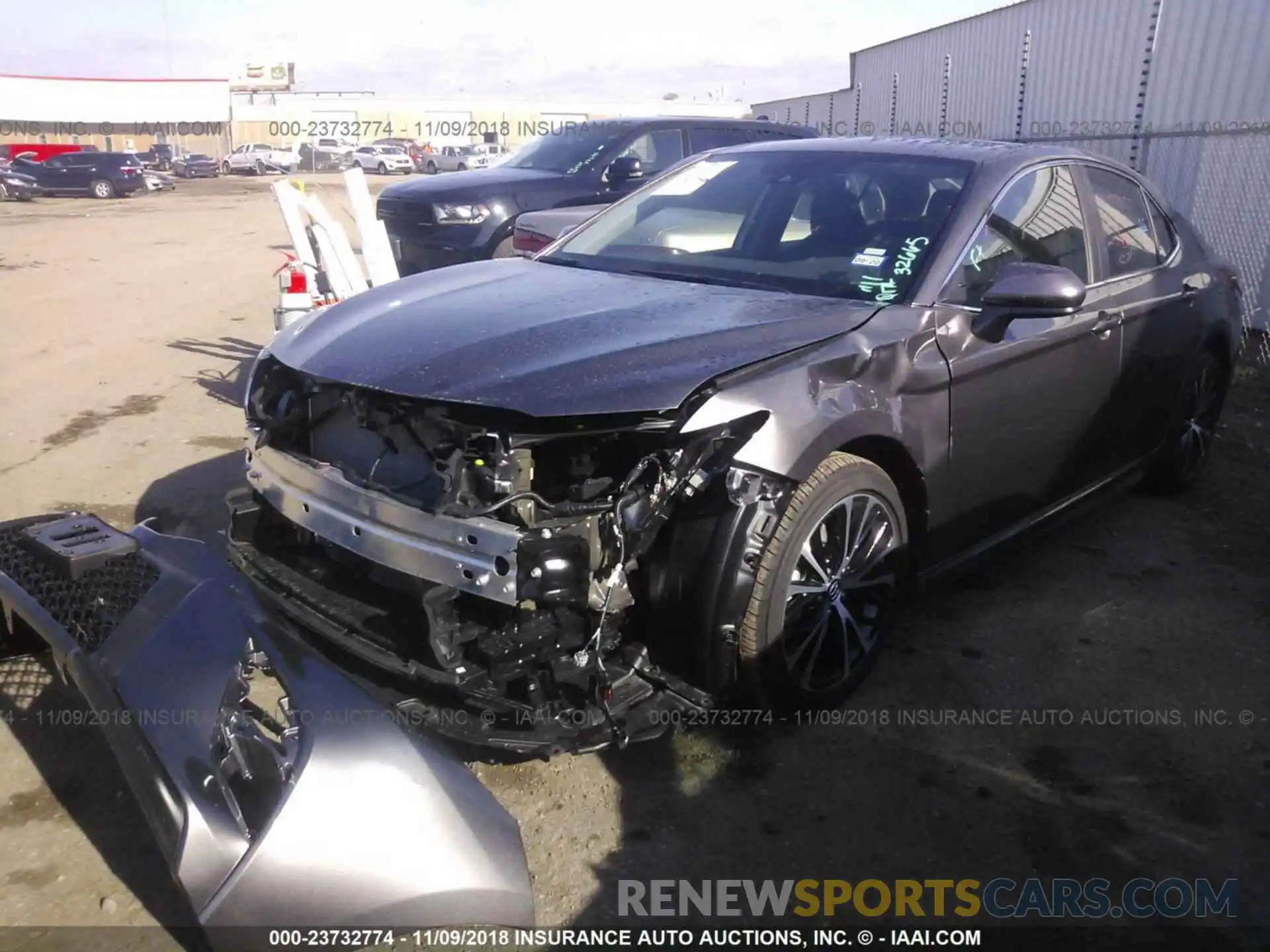 2 Photograph of a damaged car 4T1B11HK5KU693768 Toyota Camry 2019