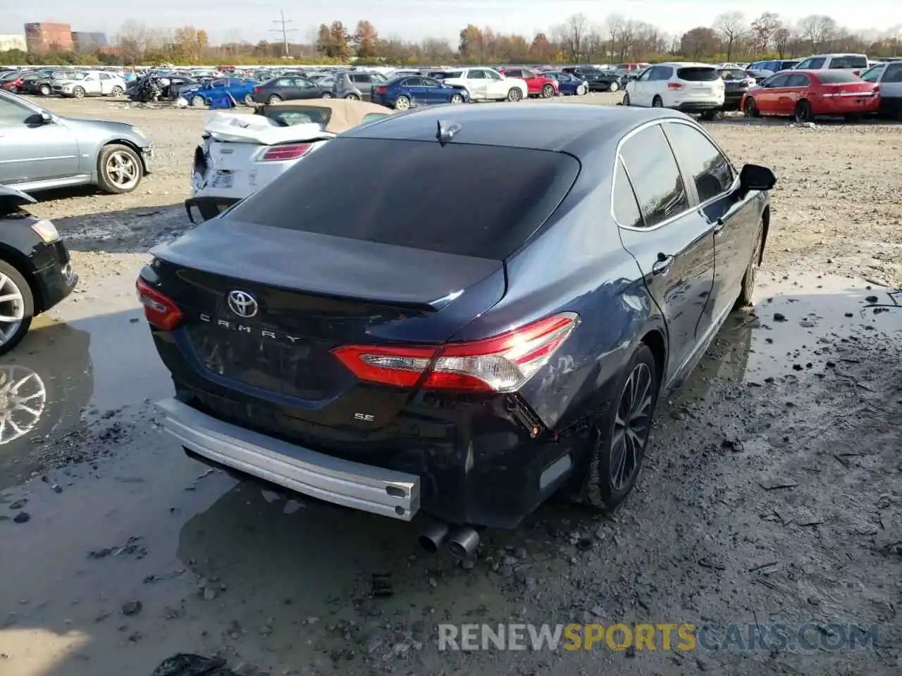 4 Фотография поврежденного автомобиля 4T1B11HK5KU695925 TOYOTA CAMRY 2019