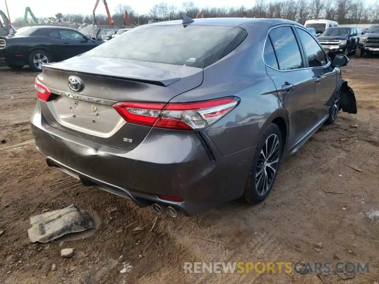 4 Фотография поврежденного автомобиля 4T1B11HK5KU698405 TOYOTA CAMRY 2019