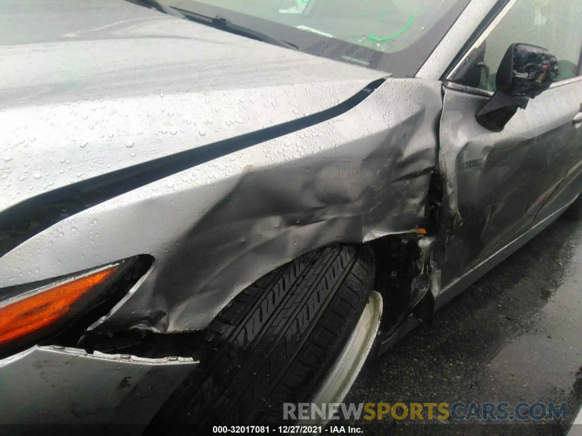 6 Photograph of a damaged car 4T1B11HK5KU698498 TOYOTA CAMRY 2019