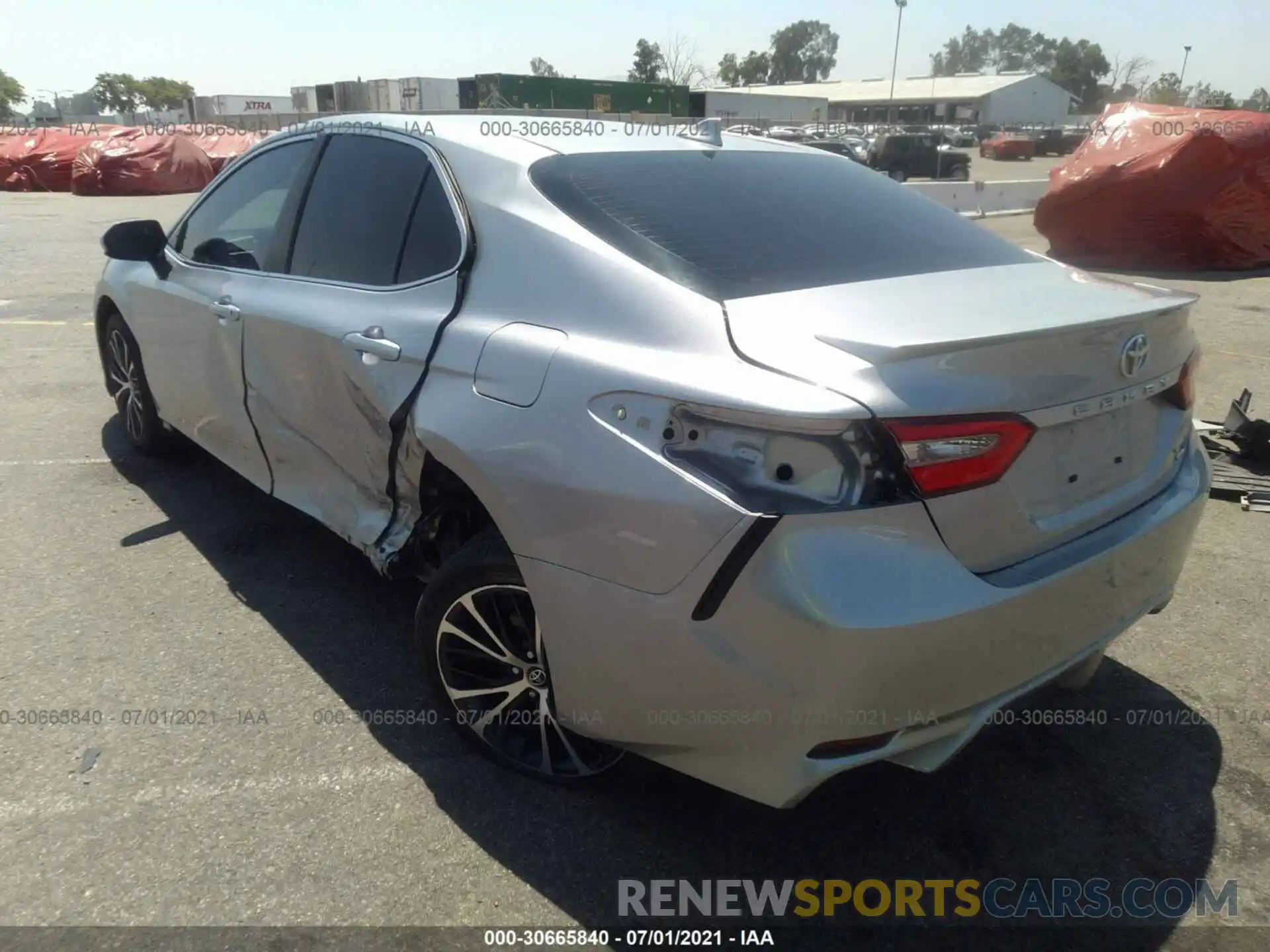 3 Photograph of a damaged car 4T1B11HK5KU699943 TOYOTA CAMRY 2019