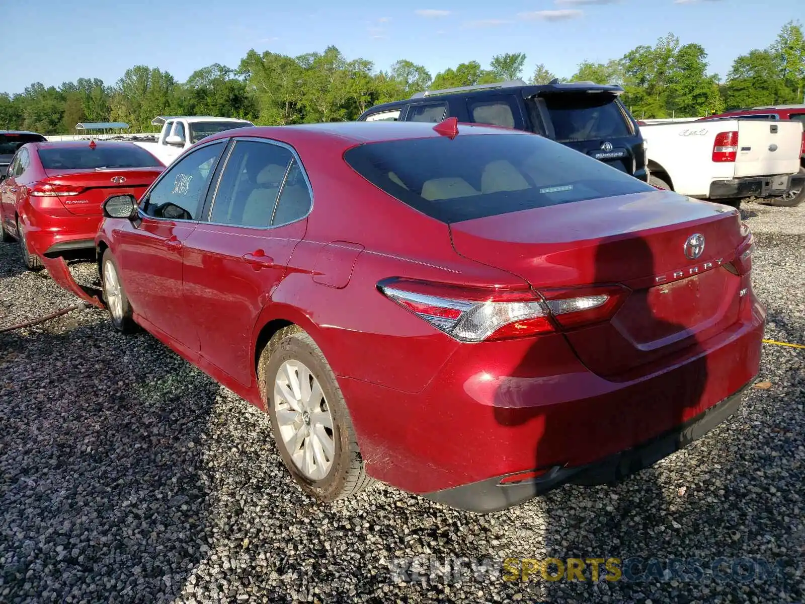 3 Photograph of a damaged car 4T1B11HK5KU700010 TOYOTA CAMRY 2019