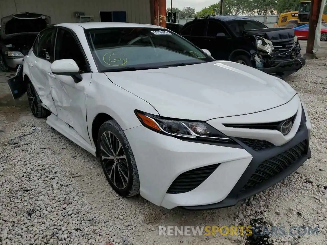 1 Photograph of a damaged car 4T1B11HK5KU701951 TOYOTA CAMRY 2019