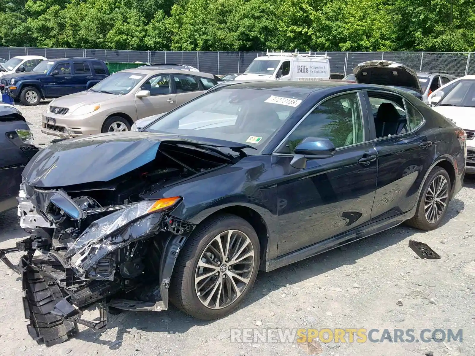 2 Photograph of a damaged car 4T1B11HK5KU710780 TOYOTA CAMRY 2019