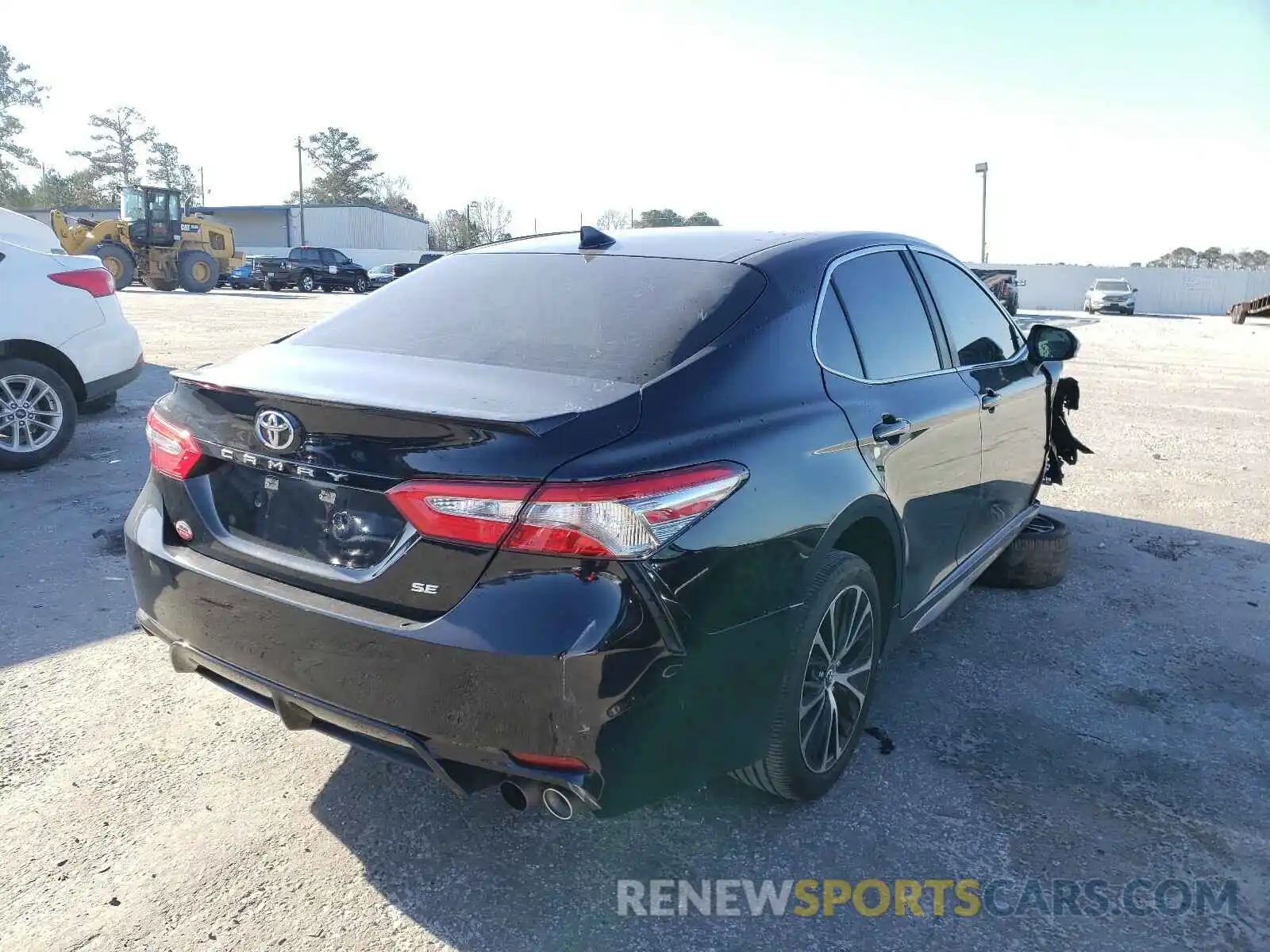 4 Photograph of a damaged car 4T1B11HK5KU711301 TOYOTA CAMRY 2019