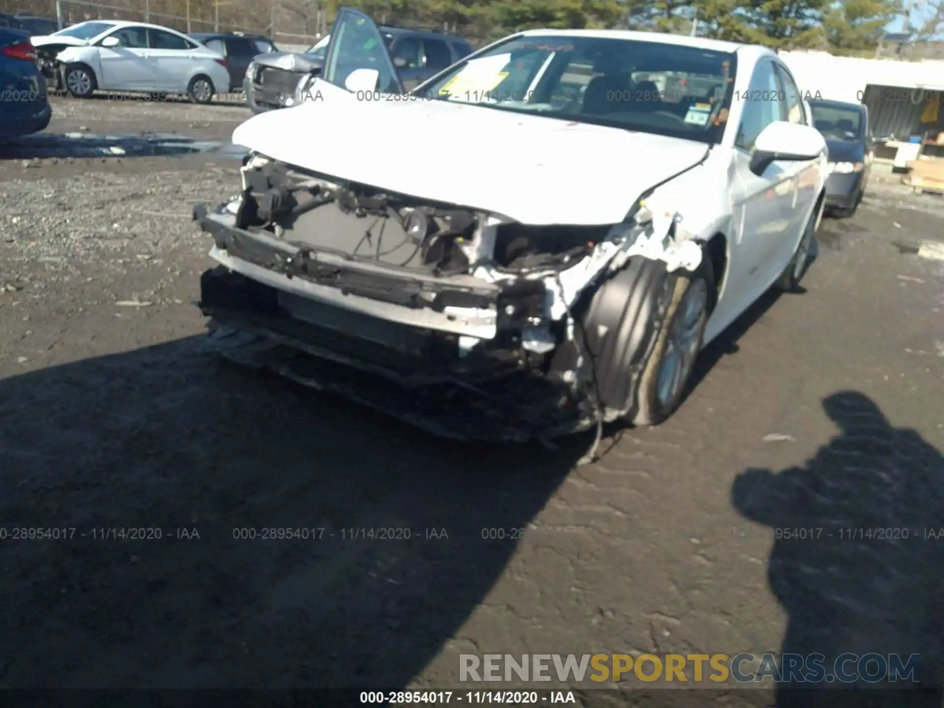 6 Photograph of a damaged car 4T1B11HK5KU712142 TOYOTA CAMRY 2019