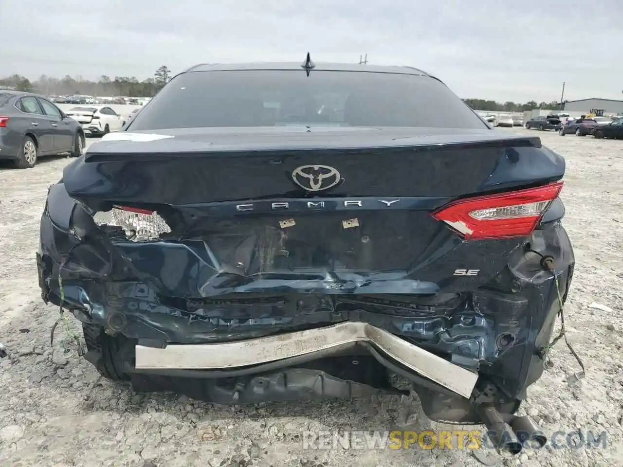 6 Photograph of a damaged car 4T1B11HK5KU712643 TOYOTA CAMRY 2019