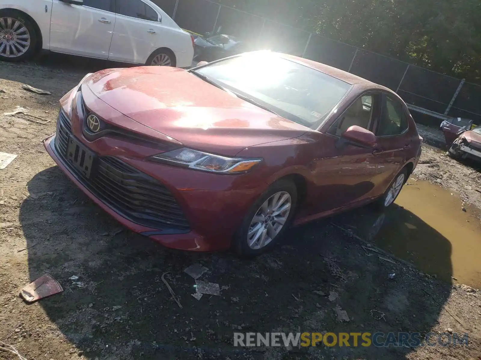 2 Photograph of a damaged car 4T1B11HK5KU714120 TOYOTA CAMRY 2019