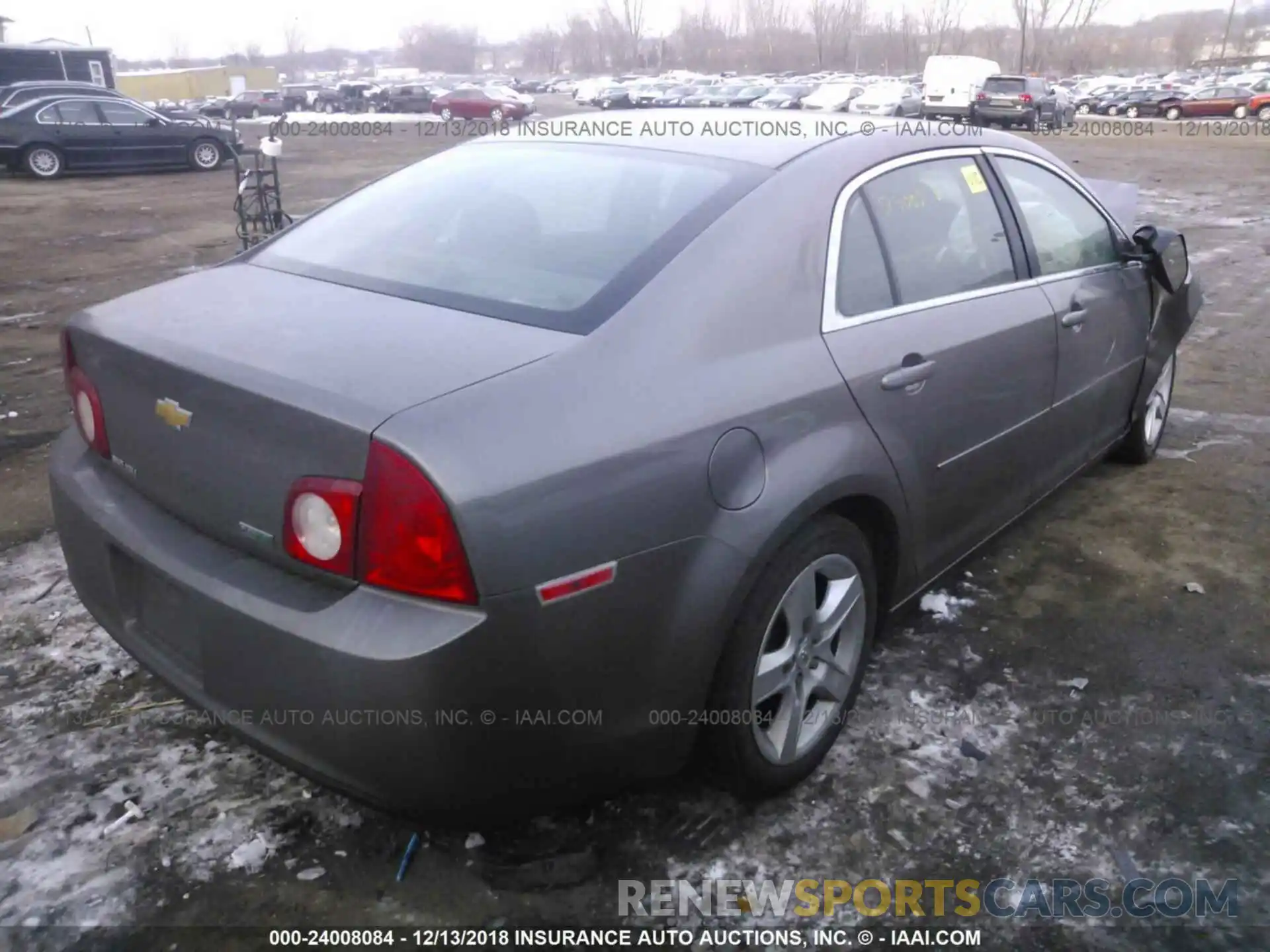 4 Photograph of a damaged car 4T1B11HK5KU715056 TOYOTA CAMRY 2019