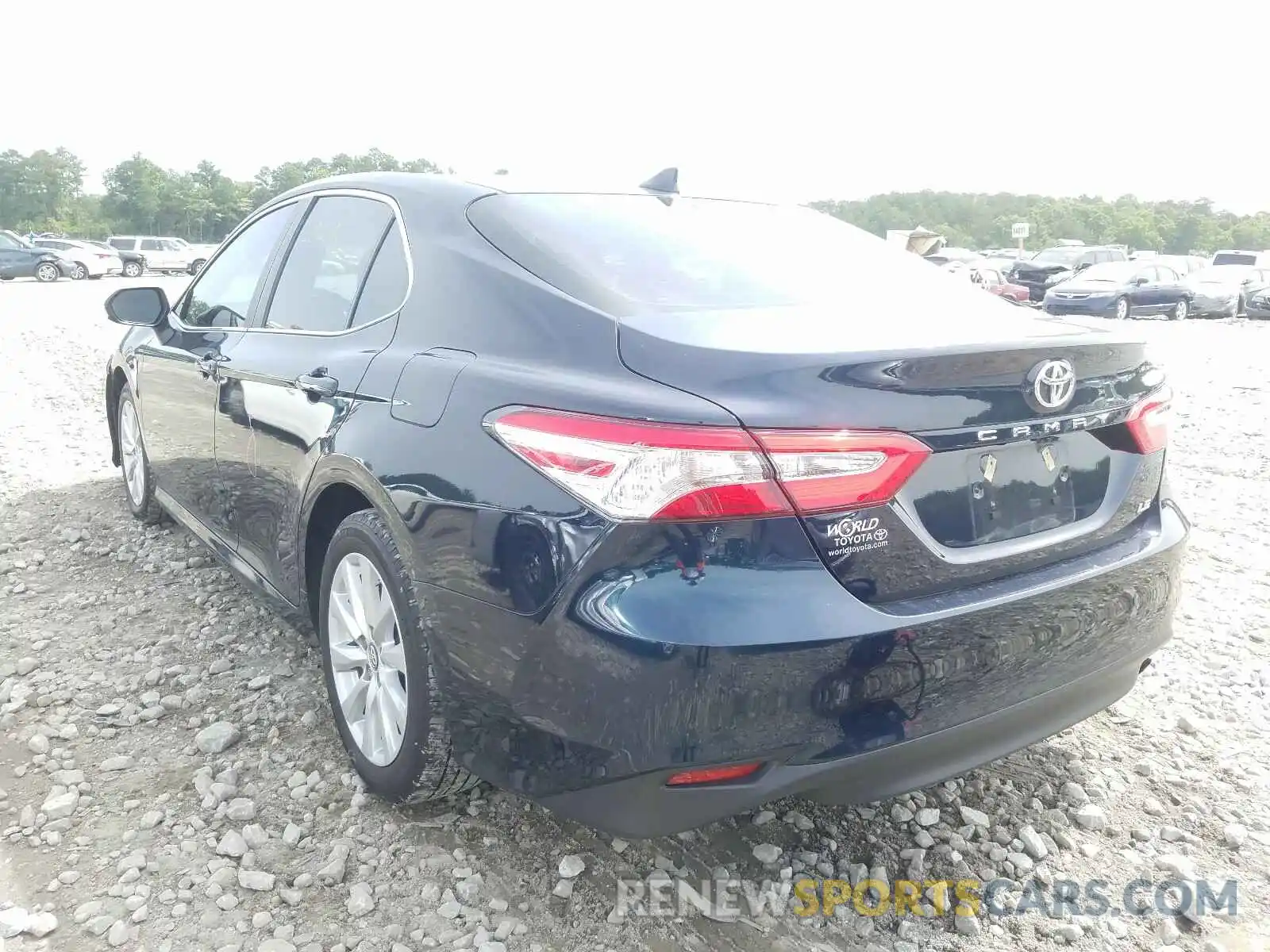 3 Photograph of a damaged car 4T1B11HK5KU715543 TOYOTA CAMRY 2019