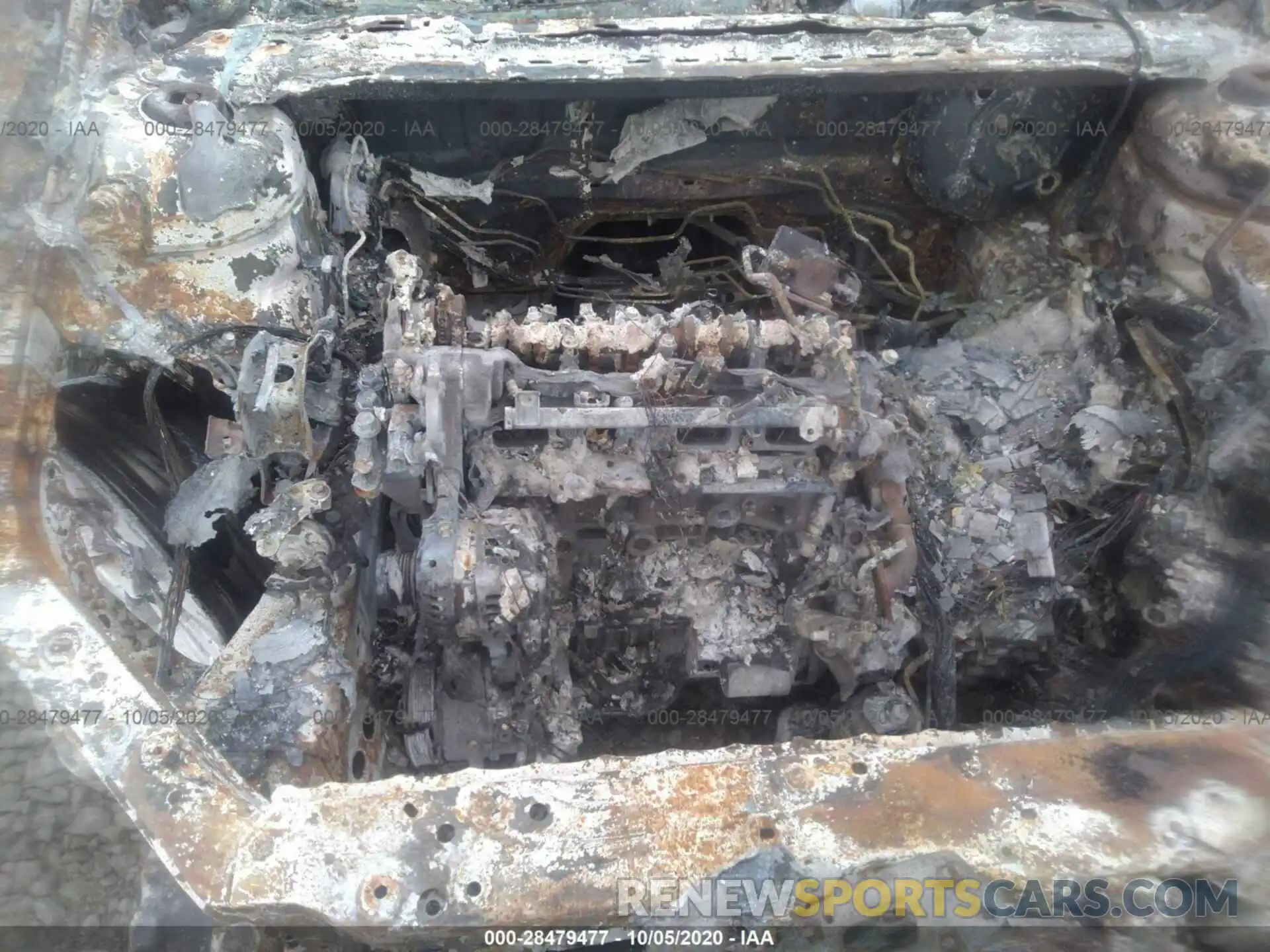 10 Photograph of a damaged car 4T1B11HK5KU716370 TOYOTA CAMRY 2019