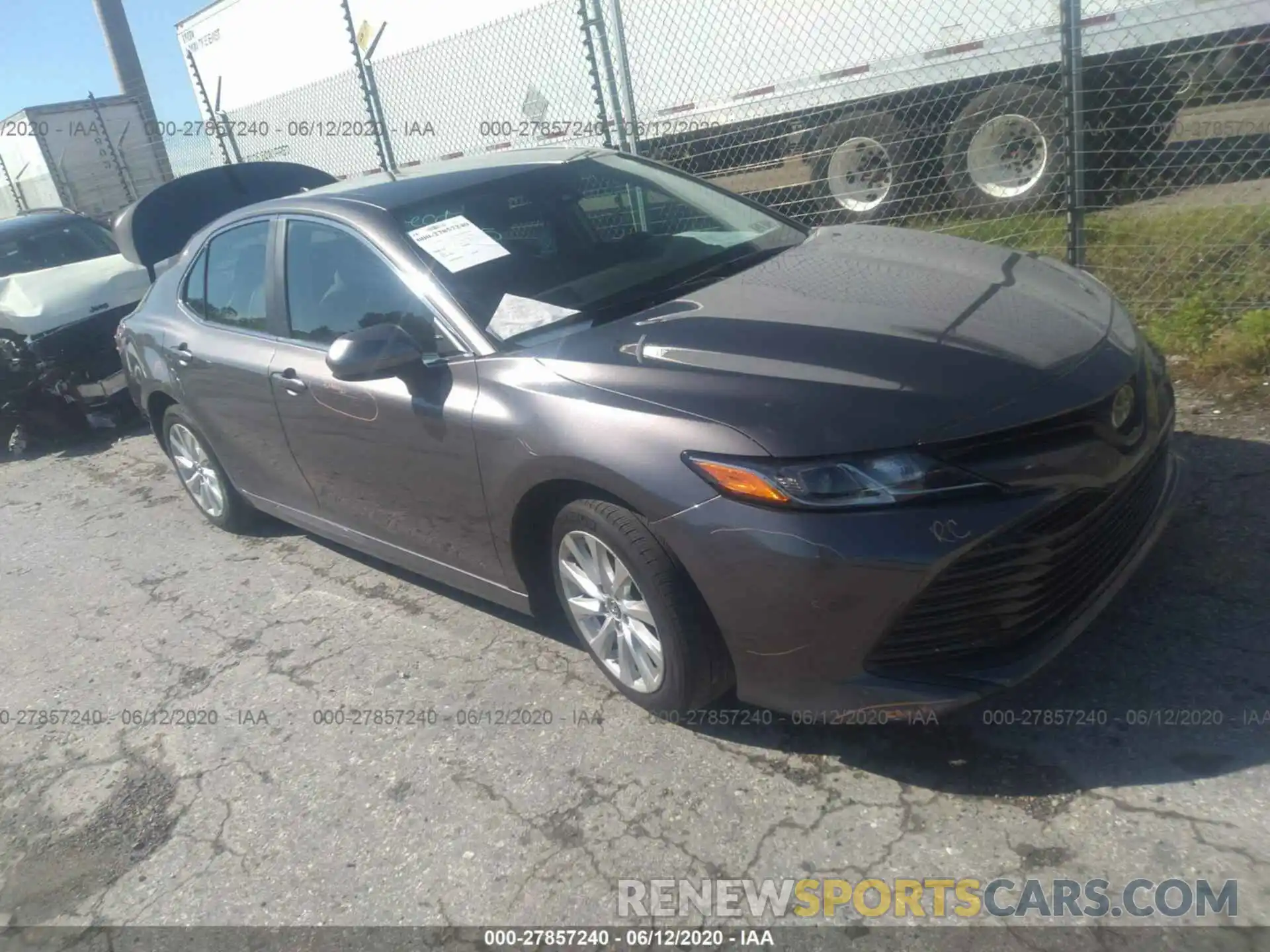 1 Photograph of a damaged car 4T1B11HK5KU718281 TOYOTA CAMRY 2019