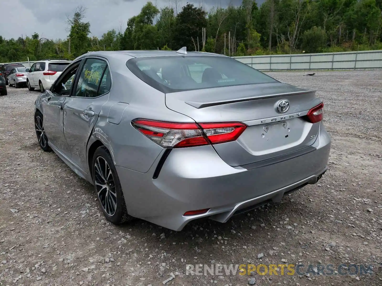 3 Photograph of a damaged car 4T1B11HK5KU718877 TOYOTA CAMRY 2019