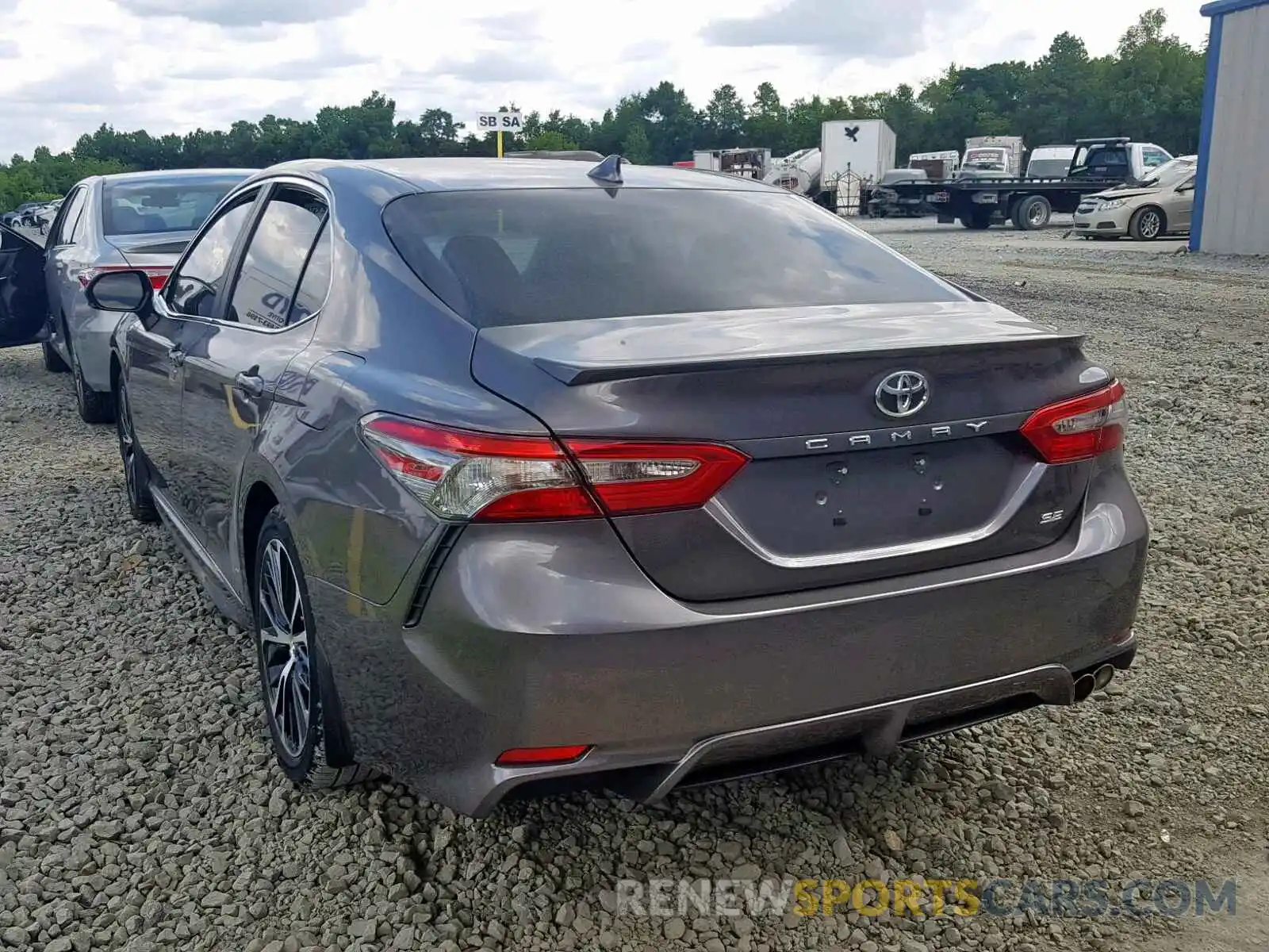 3 Photograph of a damaged car 4T1B11HK5KU718930 TOYOTA CAMRY 2019