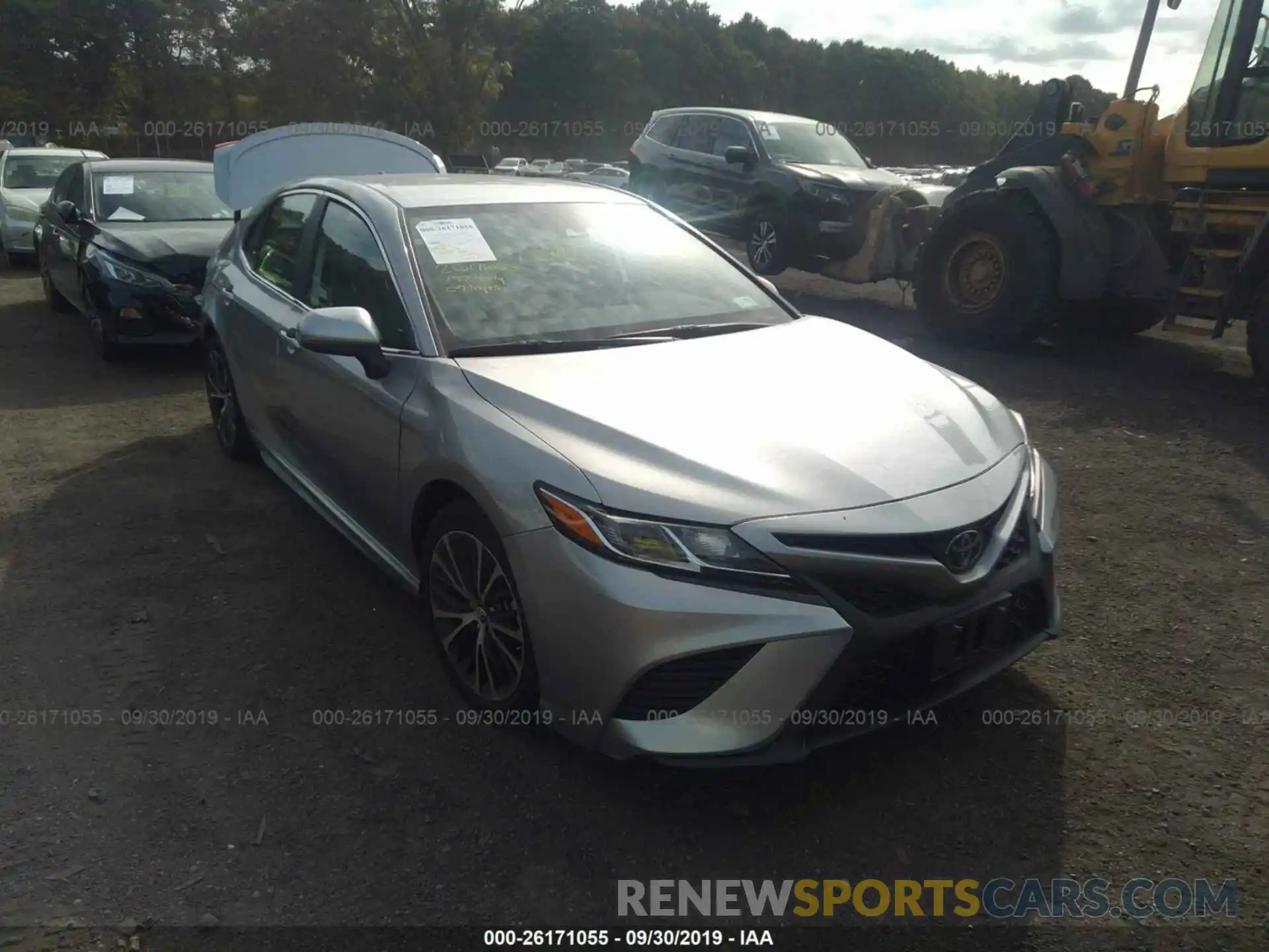 1 Photograph of a damaged car 4T1B11HK5KU719169 TOYOTA CAMRY 2019