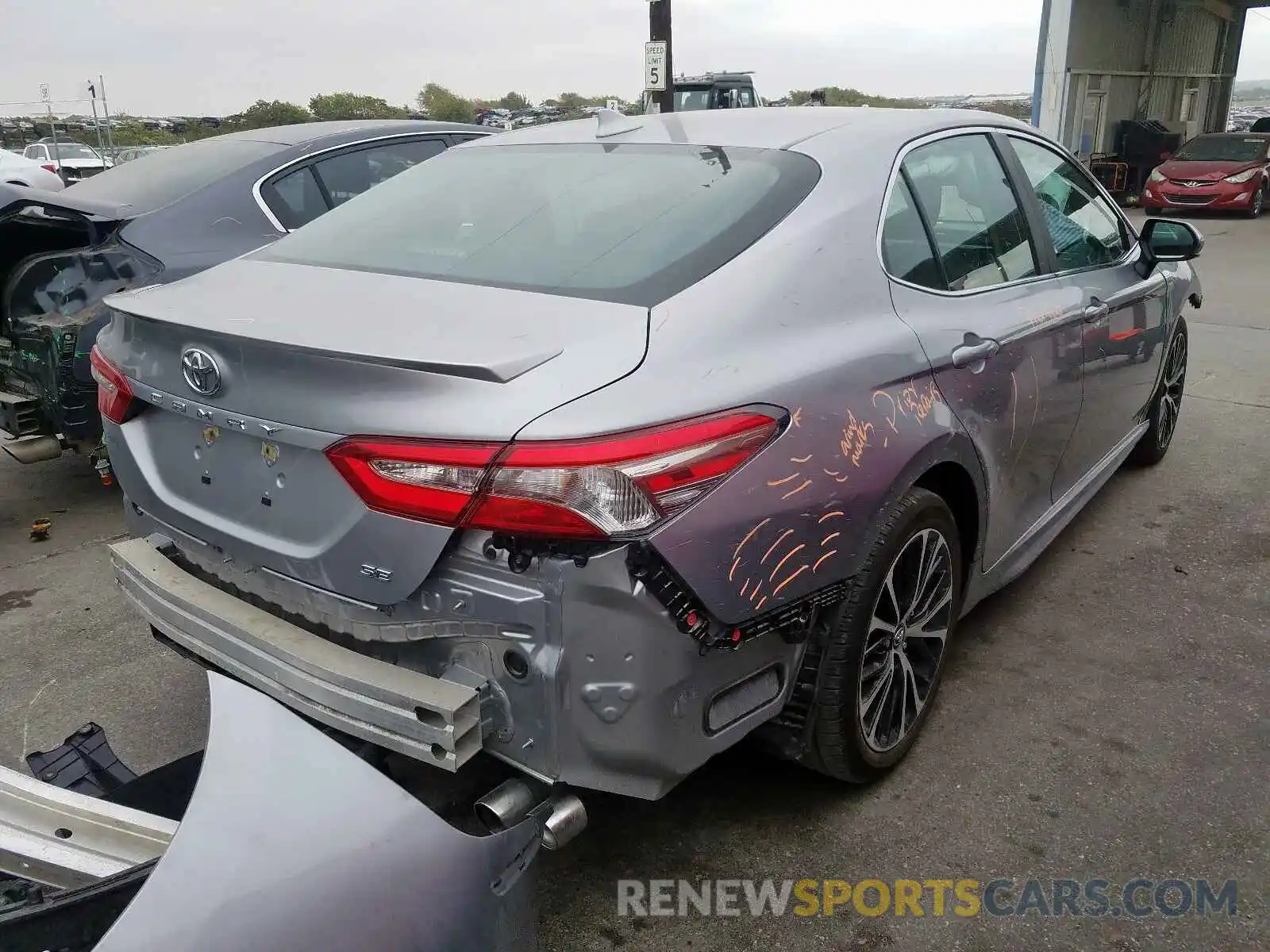 4 Photograph of a damaged car 4T1B11HK5KU719933 TOYOTA CAMRY 2019