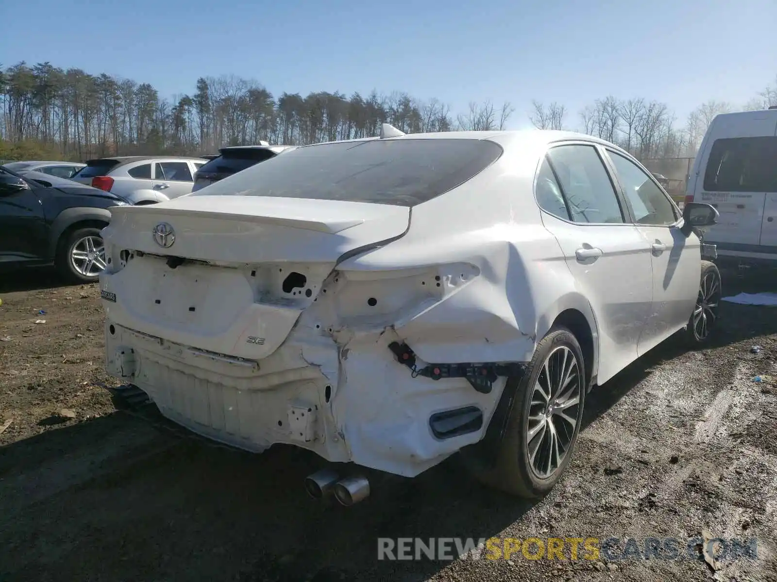 4 Photograph of a damaged car 4T1B11HK5KU721312 TOYOTA CAMRY 2019