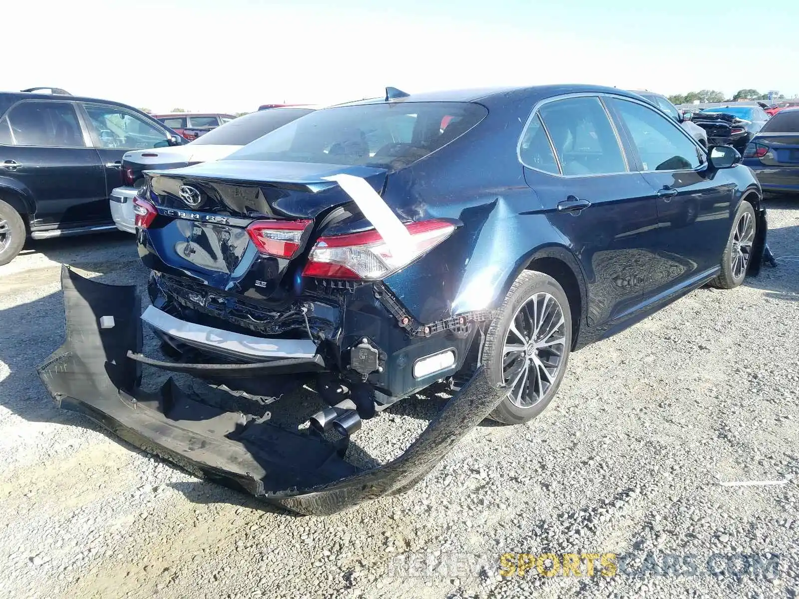 4 Photograph of a damaged car 4T1B11HK5KU721598 TOYOTA CAMRY 2019