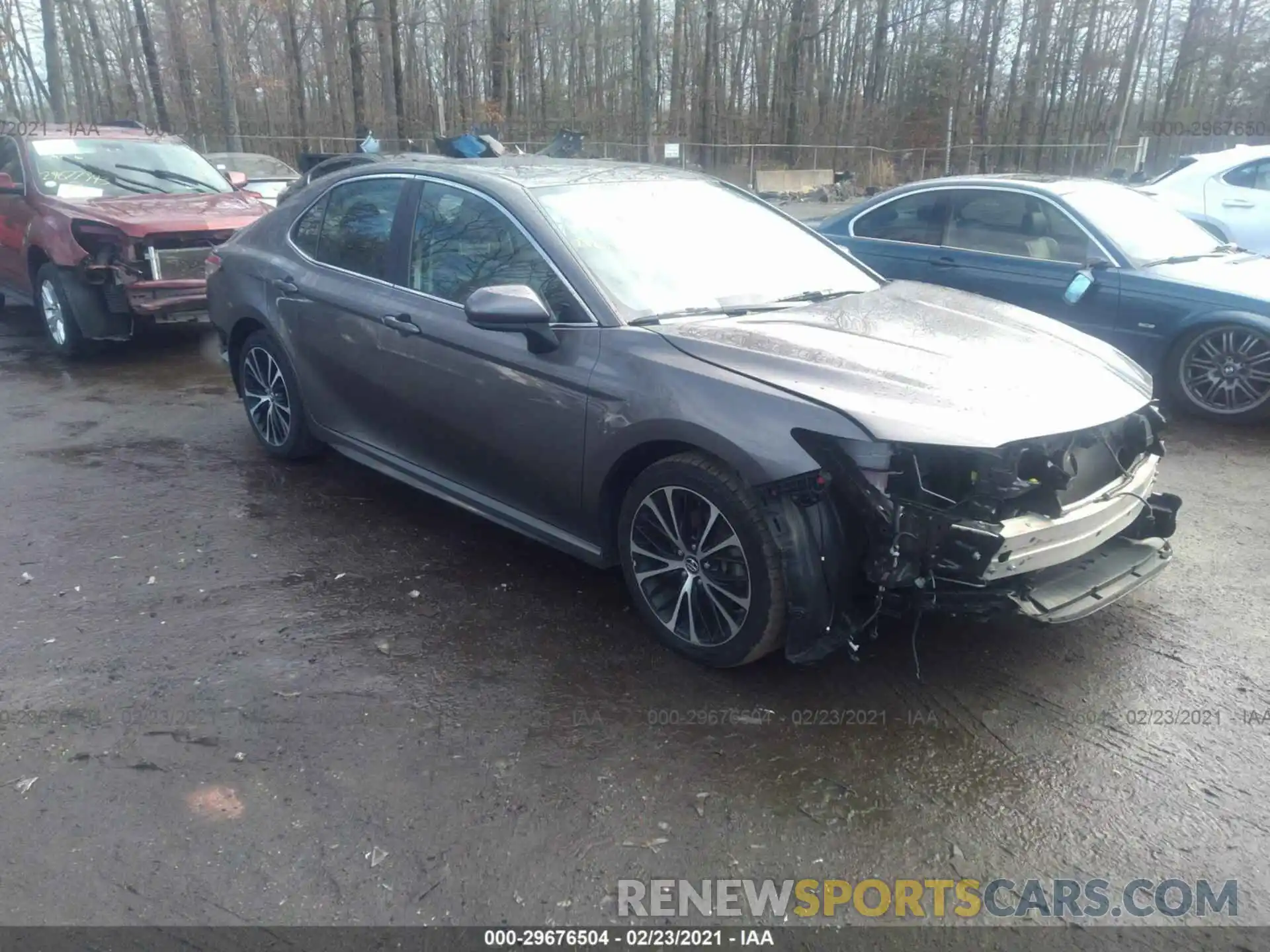 1 Photograph of a damaged car 4T1B11HK5KU721942 TOYOTA CAMRY 2019