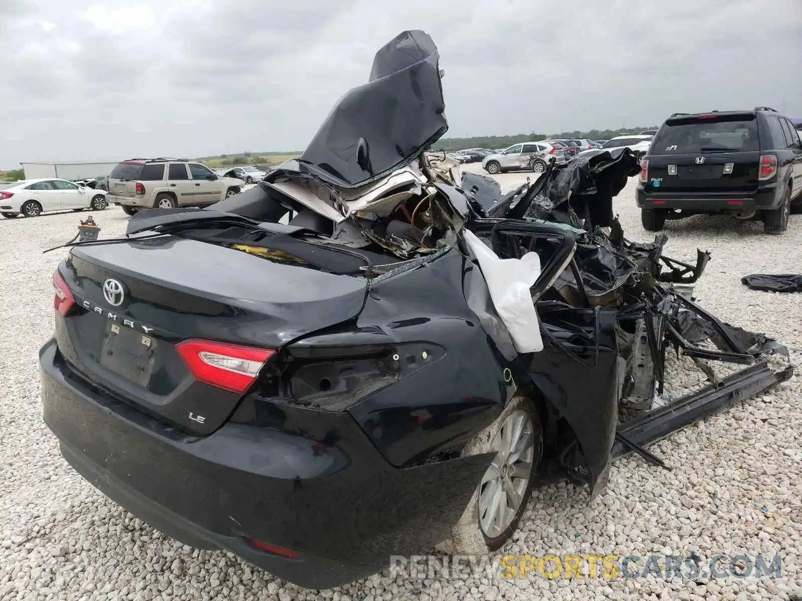 4 Photograph of a damaged car 4T1B11HK5KU722024 TOYOTA CAMRY 2019