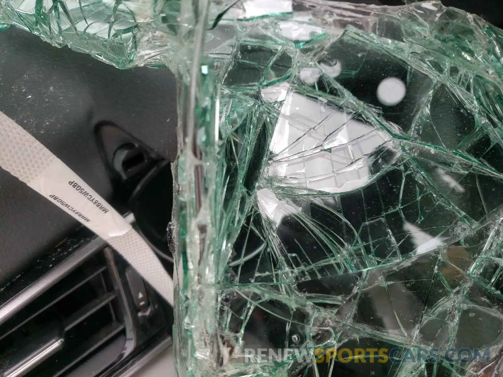 8 Photograph of a damaged car 4T1B11HK5KU722024 TOYOTA CAMRY 2019