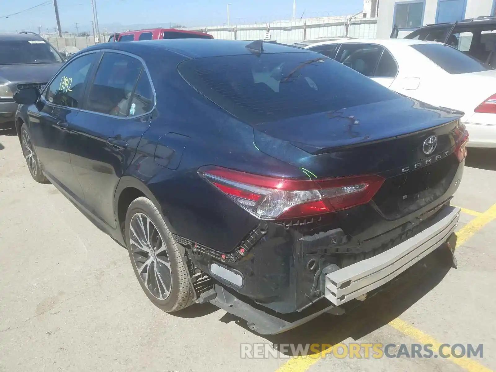 3 Photograph of a damaged car 4T1B11HK5KU722895 TOYOTA CAMRY 2019