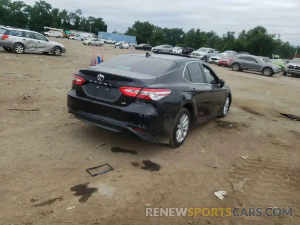 4 Photograph of a damaged car 4T1B11HK5KU724436 TOYOTA CAMRY 2019