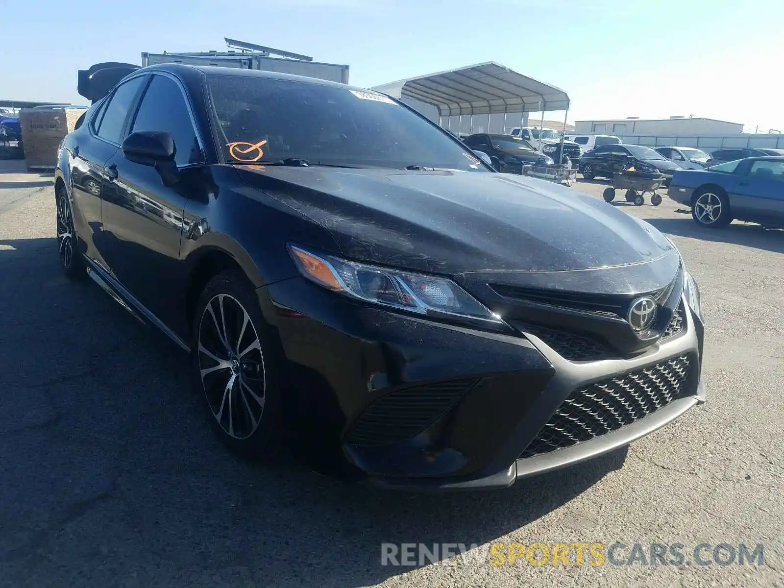 1 Photograph of a damaged car 4T1B11HK5KU725103 TOYOTA CAMRY 2019